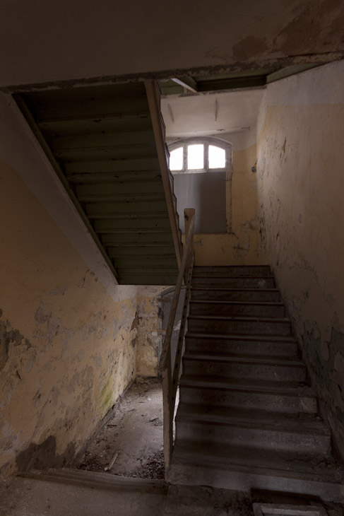 Im alten Munitionslager, Licht im Treppenhaus